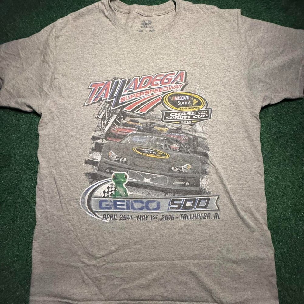 NASCAR Men's Grey T-shirt